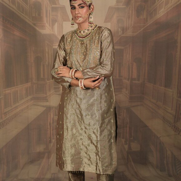 Light Gold and green Bridal Kurta Set with Dupatta - Picture 3 of 6